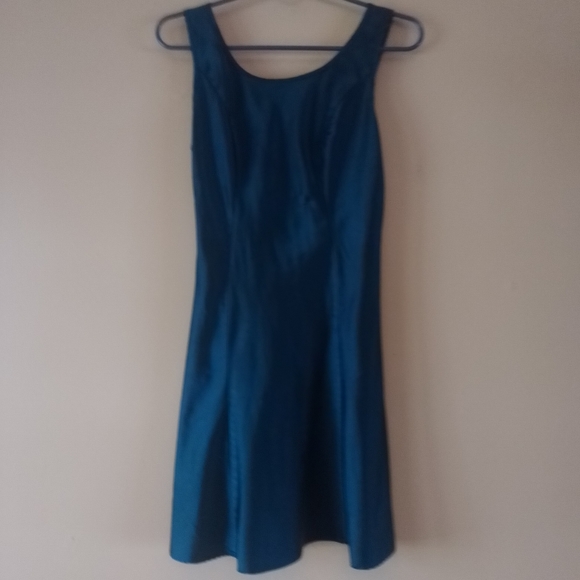 Honors Intimates Other - Honors Intimates vintage 90s satiny nightgown sz M